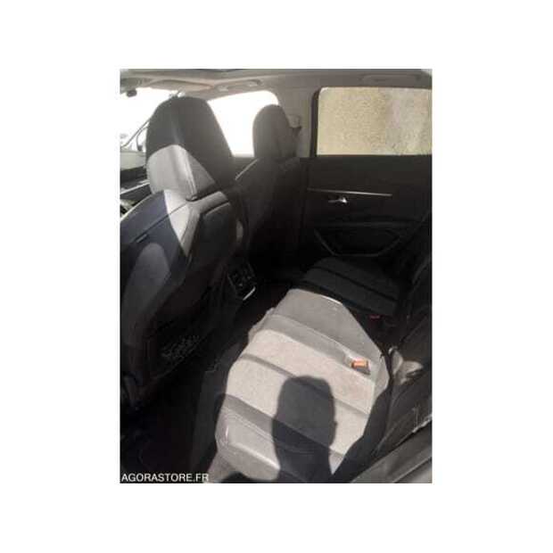 2018 Peugeot 3008-49061633
