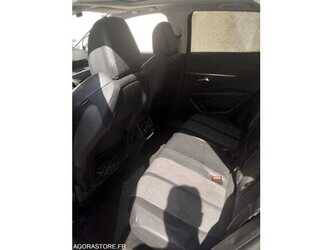 2018-peugeot-3008-1486950-49061633
