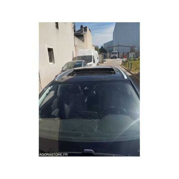 2018 Peugeot 3008-49061634