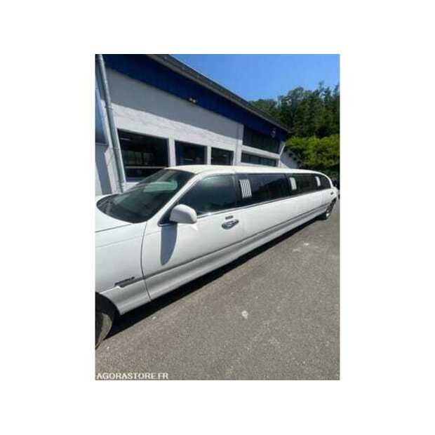 2000 لينكولن Town Car-49061664