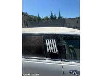 2000-lincoln-town-car-1486952-49061674