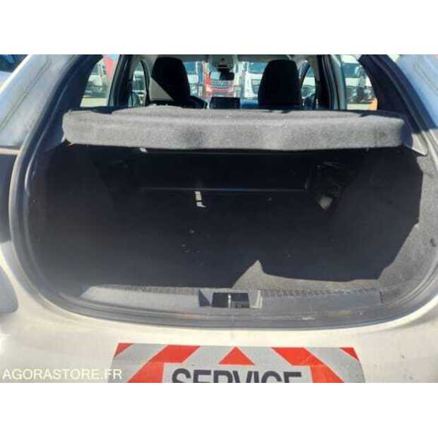 2021 بيجو 208-49061729