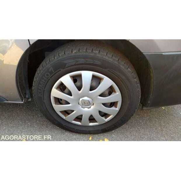 2019 Renault Traffic-49061738
