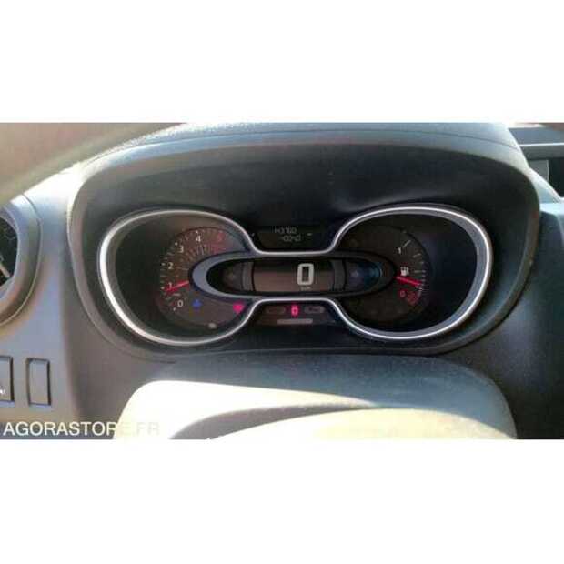 2019 Renault Traffic-49061742
