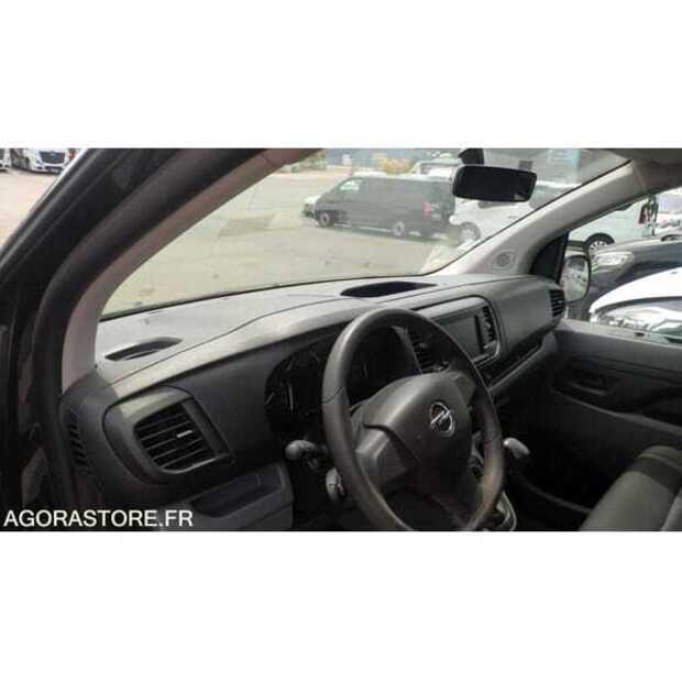 2021 Opel ZAFIRA-49061752