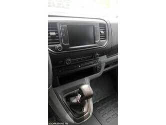 2021-opel-zafira-1486959-49061762