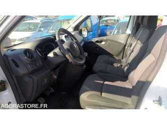 2019-renault-traffic-1486961-49061773