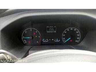 2021-ford-custom-1486962-49061796
