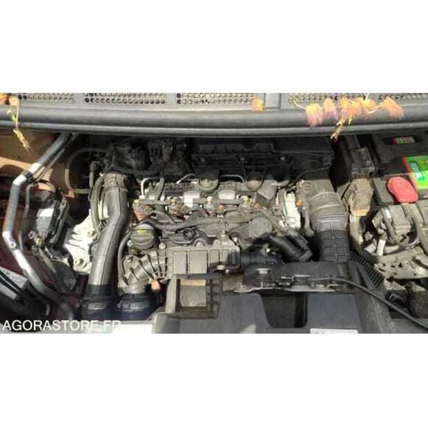 2020 Peugeot Expert-49061806