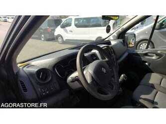 2019-renault-traffic-1486964-49061821