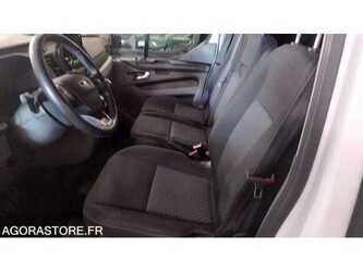 2021-ford-custom-1486965-49061836