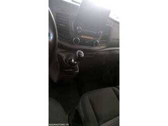 2021-ford-custom-1486965-49061838