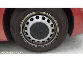 2019-peugeot-expert-1486966-49061861