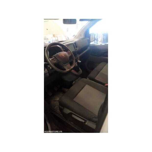 2020 Peugeot Expert-49061870