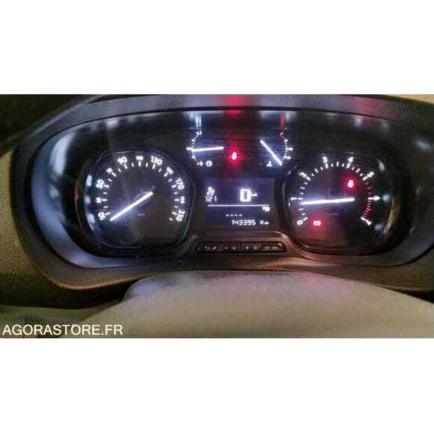 2020 Peugeot Expert-49061871