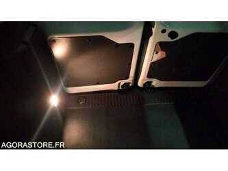2020-peugeot-expert-1486967-49061882