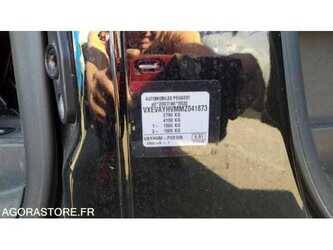 2021-opel-zafira-1486972-49061977