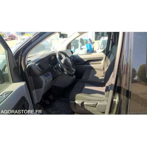 2021 Opel ZAFIRA-49061980