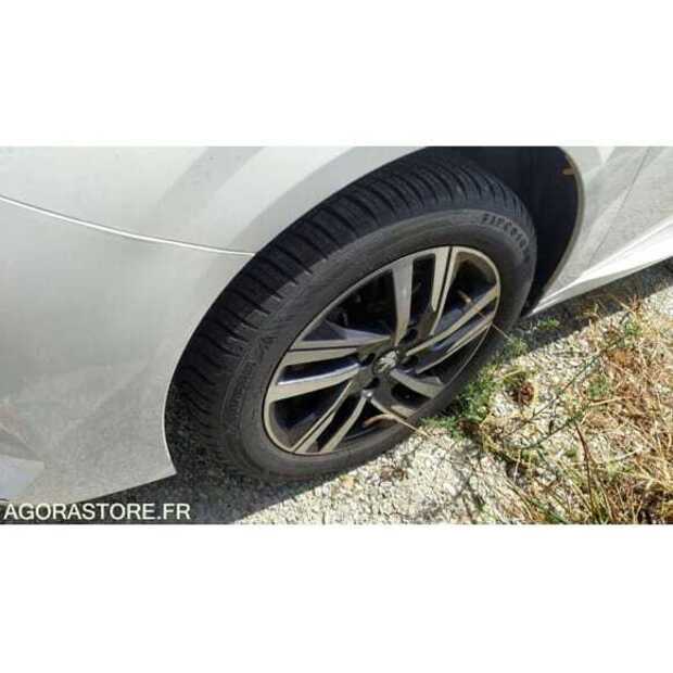 2021 Peugeot 208-49062023
