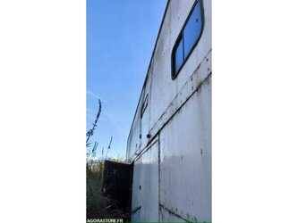 1982-trouillet-others-1486975-49062035