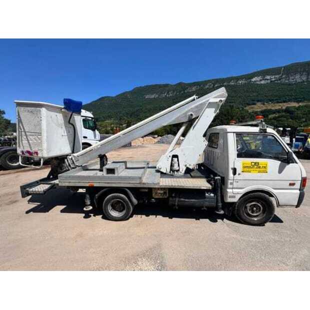 MAZDA BONGO-49069984