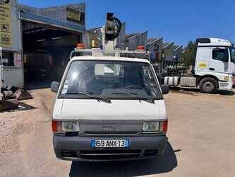 mazda-bongo-49069986
