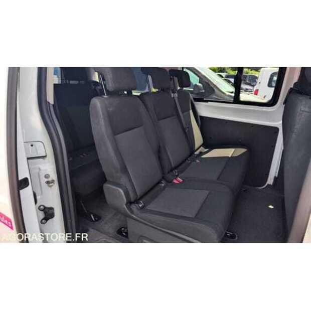 2021 Opel ZAFIRA-49070016