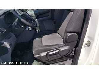 2021-opel-zafira-1487188-49070019
