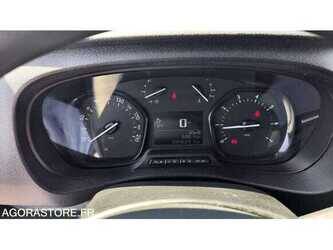 2021-opel-zafira-1487188-49070025
