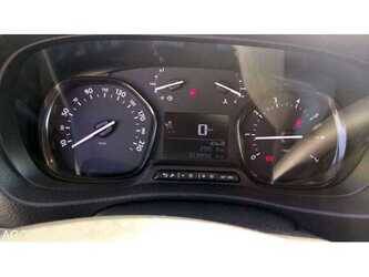 2021-opel-zafira-1487189-49070052