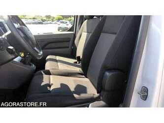 2021-opel-zafira-1487189-49070053
