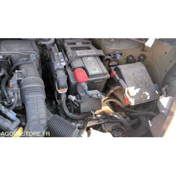 2025 Peugeot 3008-49070134