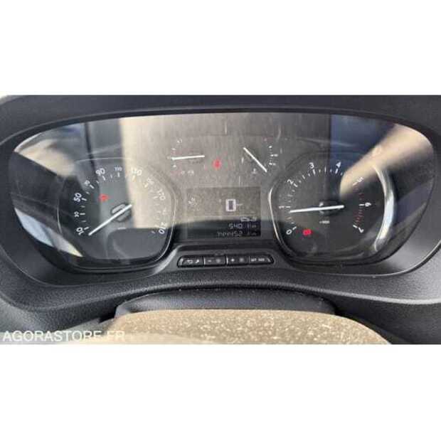 2021 Opel ZAFIRA-49070176