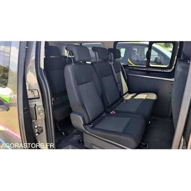 2021 Opel ZAFIRA-49070177
