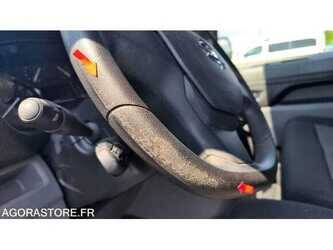2021-opel-zafira-1487196-49070180