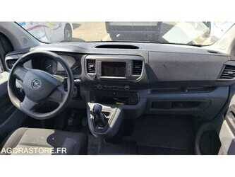 2021-opel-zafira-1487196-49070181