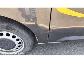 2021-opel-zafira-1487196-49070194