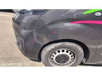 2021-opel-zafira-1487196-49070195