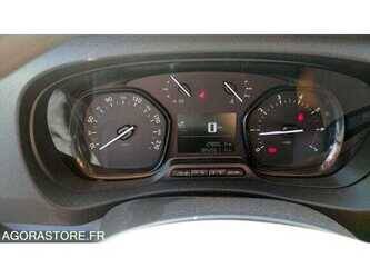 2020-peugeot-expert-1487200-49070349