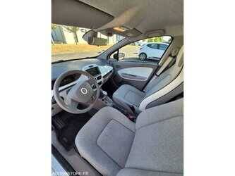 2019-renault-zoe-1487210-49070581