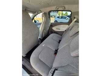 2019-renault-zoe-1487210-49070582