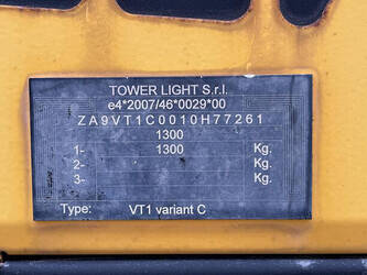2011-tower-light-vt1-49072072