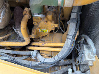 2017-caterpillar-d8t-1487271-49072347