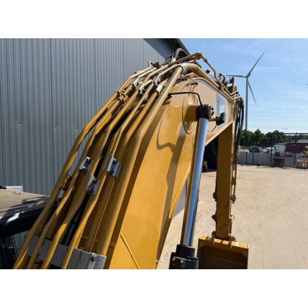 2019 Caterpillar 320 07B-49072393