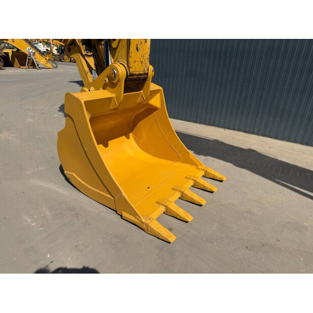 2019 Caterpillar 320 07B-49072395