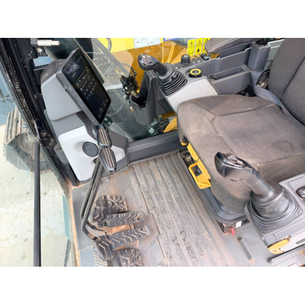 2020 Caterpillar 320-49072408