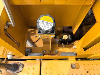 2020-caterpillar-320-1487273-49072440