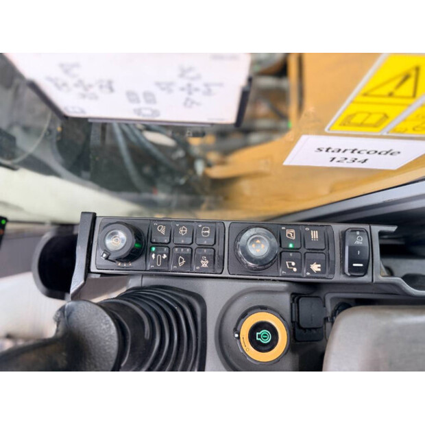 2018 Caterpillar 323-07A-49072480