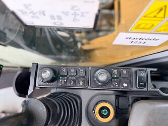 2018-caterpillar-323-07a-1487274-49072480