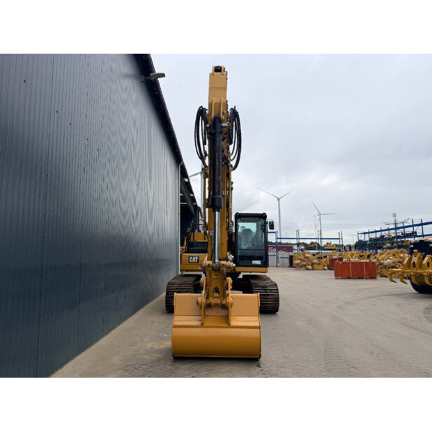 2018 Caterpillar 323-07A-49072488
